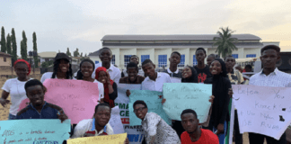 Group picture of UNILORIN Pharmacy Students Advocating for Safer Sexual Practices