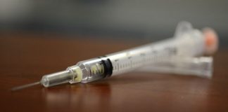 US approves Pfizer and Moderna vaccines for youngest children