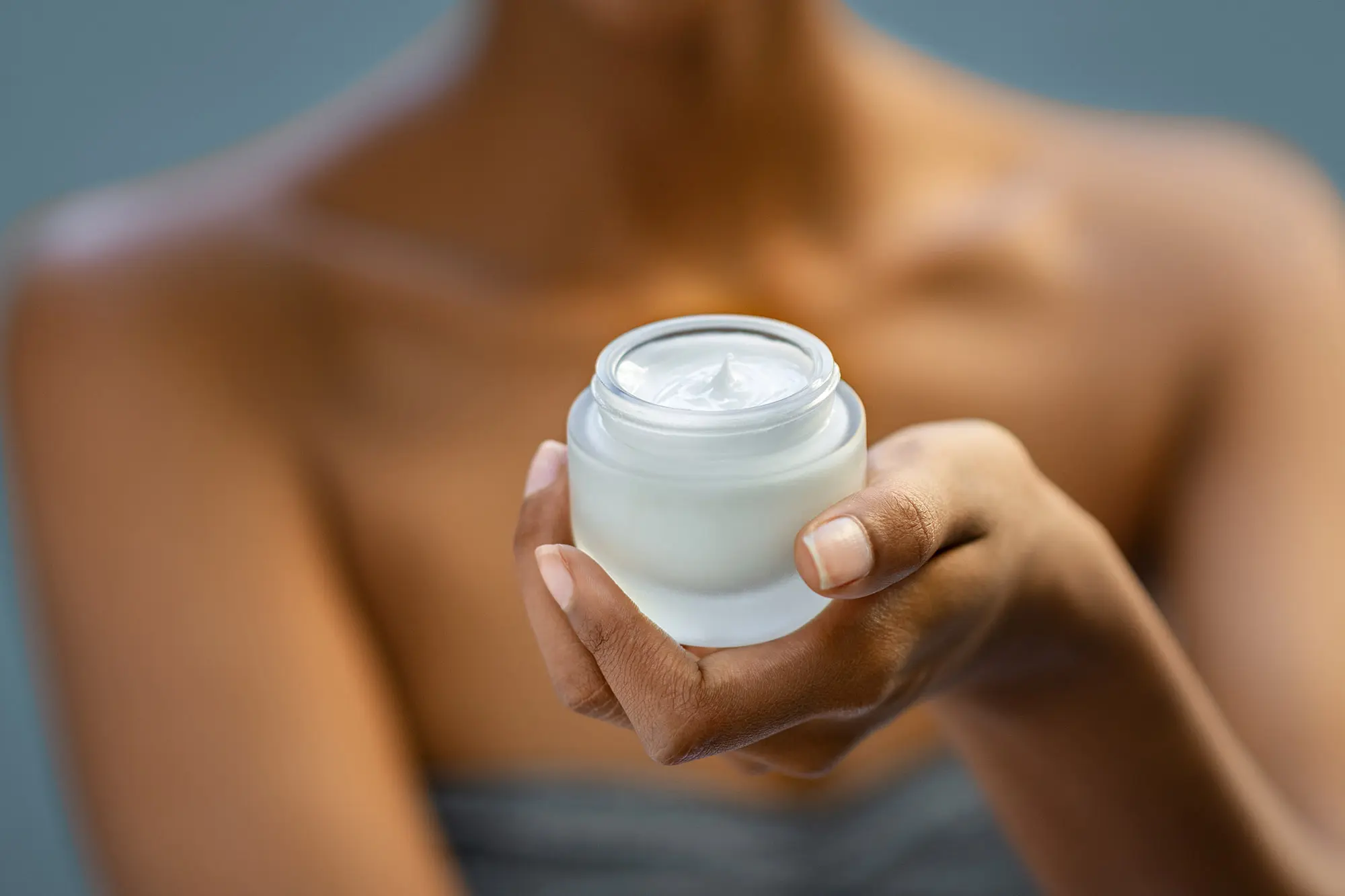 Scientist Lists Dangers of Homemade Bleaching Creams